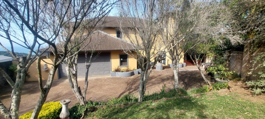 6 Bedroom Property for Sale in Cintsa East Eastern Cape